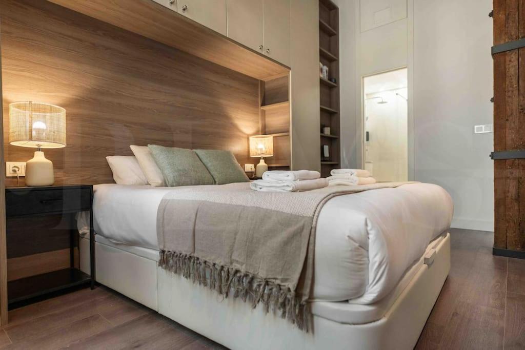 Eclectic & Elegant Apartment By Rems Málaga Esterno foto