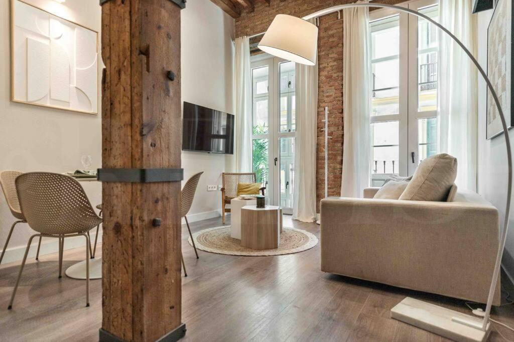 Eclectic & Elegant Apartment By Rems Málaga Esterno foto